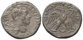 Phönikien. Arados. Macrinus (217 - 218 n. Chr.).

 Tetradrachme (Silber).
Vs: Büste mit Lorbeerkranz rechts.
Rs: Adler mit geöffneten Schwingen un...