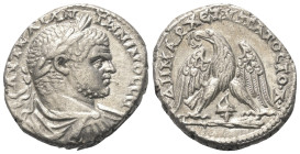 Phönikien. Tyros. Caracalla (197 - 217 n. Chr.).

 Tetradrachme (Billon). Ca. 213 - 217 n. Chr.
Vs: Büste mit Lorbeerkranz, Paludament und Panzer r...