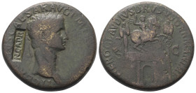 Claudius (41 - 54 n. Chr.).

 Quadrans (Kupfer). 41 - 45 n. Chr. Rom.
Vs: TI CLAVDIVS CAESAR AVG P M T[R P IMP]. Kopf mit Lorbeerkranz rechts. Gege...