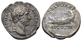 Hadrianus (117 - 138 n. Chr.).

 Denar (Silber). 134 - 138 n. Chr. Rom.
Vs: HADRIANVS AVG COS III P P. Kopf mit Lorbeerkranz rechts.
Rs: FELICITAT...