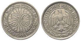 Weimarer Republik.

50 Reichspfennig (Nickel). 1932 E. Dresden.
Vs: Wertbezeichnung im Eichenkranz
Rs: Reichsadler und Jahreszahl.

20 mm. 3,51 ...