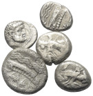 Griechische Münzen - Lots.


Unter anderem: Arados (Phönikien) / Königreich der Achaimeniden.

Lot (5 Stück, Silber): verschiedene Nominale; ca. ...
