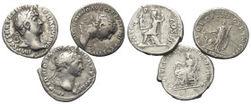 Römische Münzen - Lots. Kaiserzeit.


Lot (3 Stück, Silber): Denare des Traianus (98 - 117 n. Chr.) (2x) und Hadrianus (117 - 138 n. Chr.).

Sehr...
