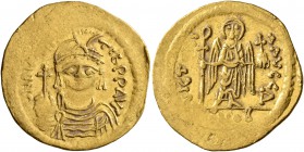 Maurice Tiberius, 582-602. Solidus (Gold, 21 mm, 4.46 g, 7 h), Constantinopolis, 583-601. O N mAVRC TIb P P AVI Draped and cuirassed bust of Maurice T...