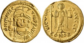 Maurice Tiberius, 582-602. Solidus (Gold, 21 mm, 4.50 g, 6 h), Theoupolis (Antiochia). D N mAVRC TIb P P AVI Draped and cuirassed bust of Maurice Tibe...