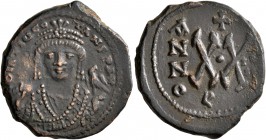 Maurice Tiberius, 582-602. Half Follis (Bronze, 23 mm, 6.25 g, 7 h), Theoupolis (Antiochia). D m TIЧ COTANS P AV Crowned facing bust of Maurice Tiberi...