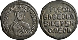 Leo VI the Wise, 886-912. Follis (Bronze, 26 mm, 6.54 g, 6 h), Constantinopolis. +LЄOn bASILЄVS ROM' Bust of Leo VI facing, with short beard, wearing ...