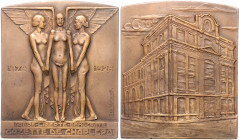 Jugendstil. Bronzeplakette 1928 (v. Verbanck) auf das 50-jährige Jubiläum der 'Gazette de Charleroi'. 60,7x71,5mm 125,78&nbsp;g. .