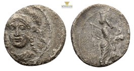 Cilicia, Uncertain mint. Silver Obol (0.67 g, 10,8 mm. ), 4th century BC.
Head of Athena facing slightly to left, wearing triple-crested Attic helmet....