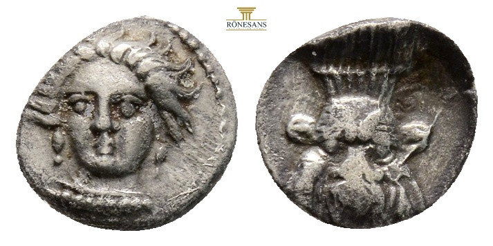 CILICIA, Uncertain (Circa 4th century BC)AR Obol (9,5 mm, 0.61 g.)Obv: Female he...