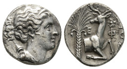 Ionia, Ephesos, silver denarius, Octobol 340-330 BC, 4,3 . 17,3 mm. bust of Artemis right, quiver and bow at shoulder, rev., E - , forepart of stag ri...