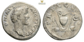 Antoninus Pius-138-161 AD. Denarius, Roma (3,2 g. 17,4 mm. ) 
 Obv: ANTONINVS AVG PIVS PP, laureate head right. Rev: TRP COS II,