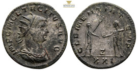 TACITUS (275-276). Antoninianus. Antioch. 3,3 g. 22,1 mm.
Obv: IMP C M CL TACITVS AVG.
Radiate, draped and cuirassed bust right.
Rev: CLEMENTIA TEMP /...
