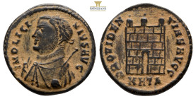 Licinius I. (321-323 AD). Follis. (19,3 mm, 3,5 g) Antioch. Obv: IMP LICINIUS AVG. laureate bust of Licinius left. Rev: PROVIDENTIAE CAESS. Campgate w...