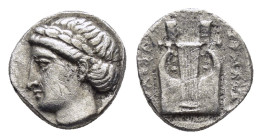 IONIA. Kolophon. (Circa 375-360 BC).Diobol.

Obv : Laureate head of Apollo left.

Rev : KOΛΟΦΩ ΠΟΣΙΣ.
Lyre.
SNG Copenhagen 142.

Condition : Good very...