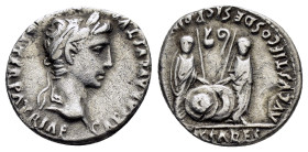 AUGUSTUS.(27 BC-14).Lugdunum.Denarius.

Obv : CAESAR AVGVSTVS DIVI F PATER PATRIAE.
Laureate head right.

Rev : C L CAESARES AVGVSTI F COS DESIG ...