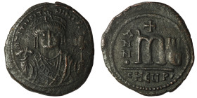Tiberius II. Constantine. (578-582 AD). Follis. Theoupolis. Obv: cuirassed bust facing holding globus cruciger. Rev: ANNO / M. cross above. 31mm, 12,1...