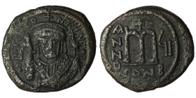 Tiberius II. Constantine. (578-582 AD). Follis. Constantinople. Obv: cuirassed bust facing holding globus cruciger. Rev: ANNO / M. cross above. 31mm, ...