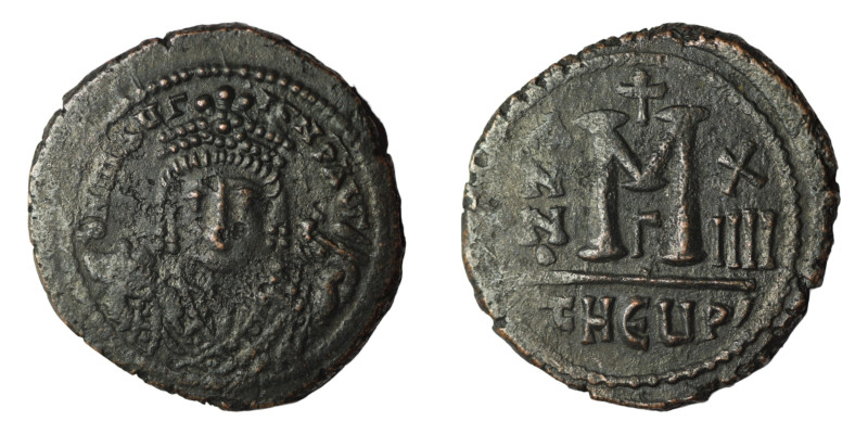 Maurice Tiberius. (582-602 AD). Follis. Theoupolis. Obv: bust of Maurice Tiberiu...