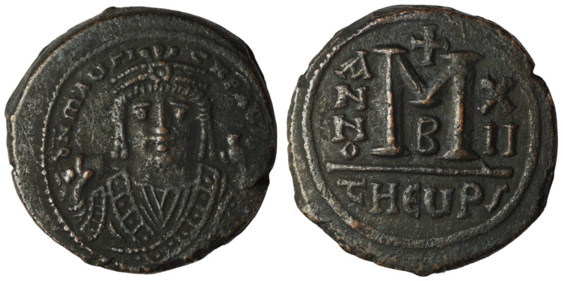 Maurice Tiberius. (582-602 AD). Follis. Theoupolis. Obv: bust of Maurice Tiberiu...