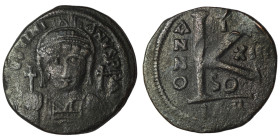 Justinian I. (527-565 AD) Æ 1/2 Follis. Theoupolis. Obv: crowned bust facing holding globus cruciger. Rev: ANNO K. 30mm, 10,64g