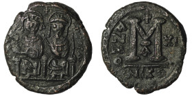 Justin II. and Sophia. (565-578 AD). Follis. Nikomedia. Obv: Justin II. and Sophia enthroned facing. Rev: ANNO / M. 30mm, 12,70g