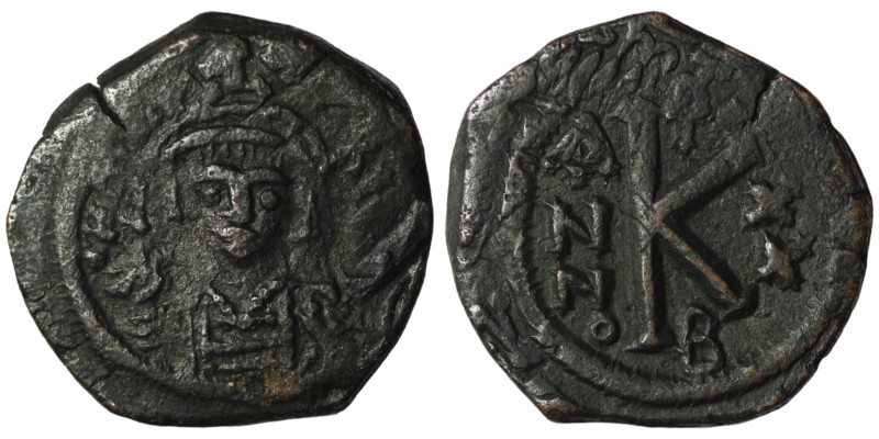 Maurice Tiberius. (582-602 AD). 1/2 Follis. Theoupolis. Obv: bust of Maurice Tib...