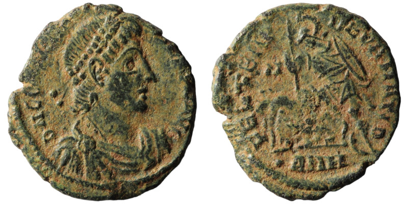 Constantinus II. (351-354 AD). Follis. Antioch. Obv: D N CONSTANTIVS P F AVG. di...