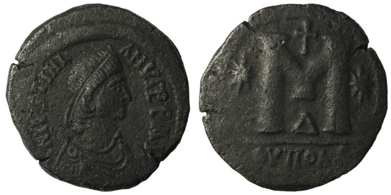 Justinian I. (527-565 AD) Æ Follis. Seleucia Isauriae mint. Obv: D N IVSTINIANVS...