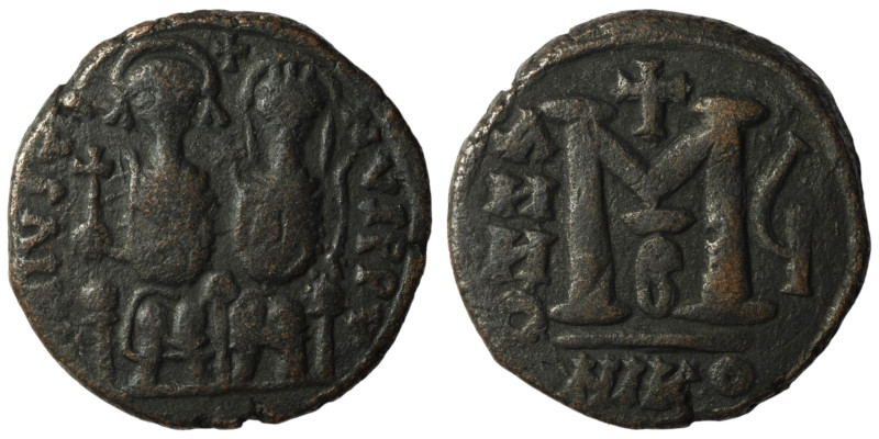 Justin II. and Sophia. (565-578 AD). Follis. Nikomedia. Obv: Justin II. and Soph...