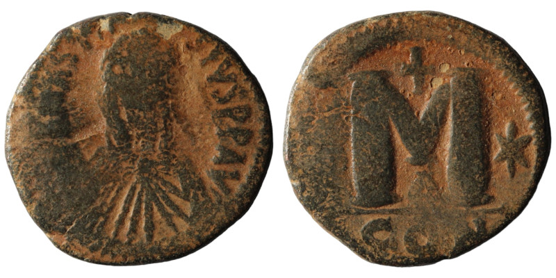 Anastasius I. (491-518 AD). Follis. Constantinople. Obv: D N ANASTAIUS P P AVG. ...