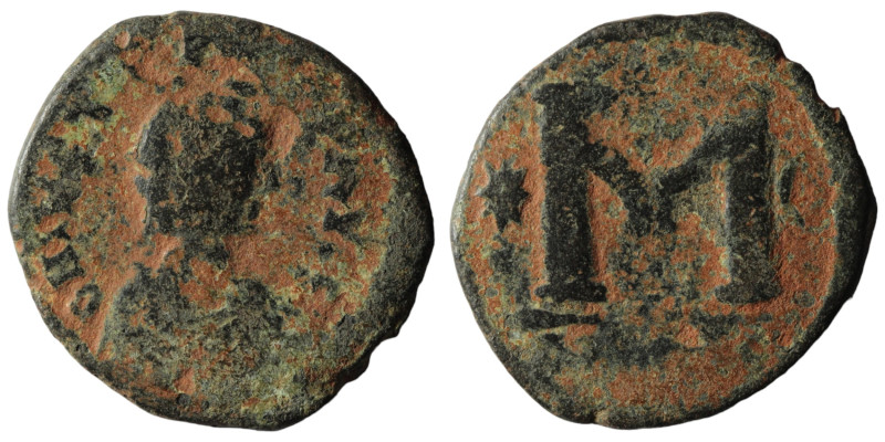 Justinian I. (527-565 AD) Æ Follis. Constantinople. Obv: D N IVSTINIANVS PP AVI....