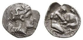 Antike Griechen
Kalabrien Tarent, Diobol (1,04g), 400-300 v. Chr., . Av: Athenakopf nach rechts. Rev: Herakles im Kampf mit dem Nemeischen Löwen. SNG...