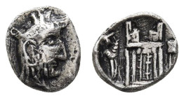 Antike Griechen
Persis Obol (0,68g), 2. Jh. v. Chr., Vadfradad (Autophradares II.). Av: Kopf mit Kausia nach rechts, darauf Adler. Rev: Herrscher vor...