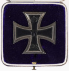 Auszeichnungen Deutscher Staaten bis 1933
 Preußen, Eisernes Kreuz 1914, 1. Klasse, flache Form, mit Herstellerzeichen "WS" für die Firma Wagner & So...