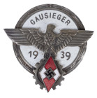 Auszeichnungen der NSDAP und Ihrer Gruppierungen
 Ehrenzeichen Gausieger im Reichsberufswettkampf 1939, emailliert, rückseitig mit Hersteller " G. Br...