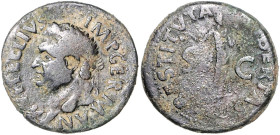 RÖMISCHES REICH, Vitellius, 69, AE As, Hispania. Belorb. Büste l., A VITELLIVS IMP GERMAN. Rs.Libertas r. stehend, LIBERTAS RESTITVTA, S-C. 10,28g.
s...