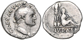 RÖMISCHES REICH, Vespasian, 69-79, AR Denar (69-71), Rom. IMP CAESAR AVG. Belorb. Büste Rs.IVDAEA. Trauernde Judäa am Boden sitzend, hinter ihr Tropäu...