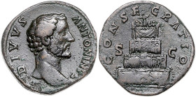 RÖMISCHES REICH, Antoninus Pius, 138-161, posthum unter Marcus Aurelius, 161-180, AE Sesterz, Rom. DIVVS ANTONINVS. Bloße Büste r. Rs.CONSE CRATIO/SC....