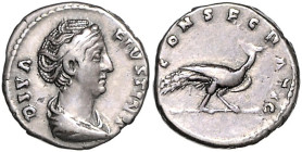 RÖMISCHES REICH, Faustina I., Gemahlin des Antoninus Pius, +141, AR Denar, Rom. Drap. Büste r., DIVA FAVSTINA. Rs.Pfau r. schreitend, sich umwendend, ...
