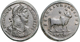 RÖMISCHES REICH, Julian II. Apostata, 360-363, AE Doppelmaiorina, Palme ANTA Palme =Antiochia. Diad. Büste r. Rs.Stier r. stehend, oben 2 Sterne. 8,48...