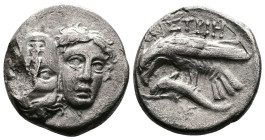 Moesia. Istros. 4th. Century BC. AR Drachm (17,6 mm.4,42 g.) Facing male heads, the left inverted Rev. Sea eagle left, grasping dolphin with talons; I...