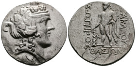 Islands off Thrace, Thasos. Ca. 168/7-148 BC. AR Tetradrachm (31,2 mm. 16,8 g.). Head of youthful Dionysos to right, wreathed with ivy. Rev. ΗΡΑΚΛΕΟYΣ...