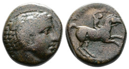 Kings of Macedon. Philip II, 359-336 BC. (15,5mm, 6.5 g.). Uncertain mint in Macedon. Head of Herakles to right, wearing lion skin headdress. Rev. ΦΙΛ...