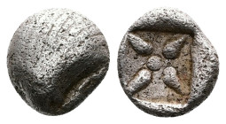 Islands off Epeiros, Korkyra AR Obol (7,2mm, 0,77 g.) Circa 525/10-490/70 BC. Scallop shell. Rev. Four pointed star of five pellets in incuse punch. S...