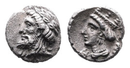 Paphlagonia. Kromna. Circa 340 BC. AR Hemiobol (6,6mm. 0,32g.). Laureate head of Zeus to left, his hair partially rolled at the back of his head but w...