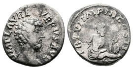 Lucius Verus, AD 162-165. AR denarius mule. (17,1 mm. 2,23 g.). Rome. IMP L AVREL VERVS AVG, bare head right. Rev. TR P VI IMP III COS II, Parthian ca...