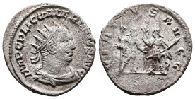Valerian I, AD 253-260. AR Antoninianus. (21,5 mm. 3,6 g.). Rome. IMP C P LIC VALERIANVS AVG, radiate, draped bust right. Rev. VIRTVS AVGG, Valerian a...