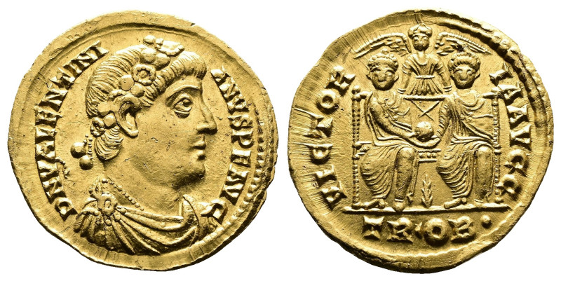 Valentinian I, AD 364-375. AV Solidus. (21,5 mm. 4,49 g.). Trier. DN VALENTINIAN...