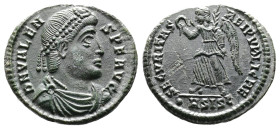 Valens, AD 364-367. AE3. (19,3mm. 2,7 g.). Siscia. DN VALEN-S PF AVG, pearl-diademed, draped and cuirassed bust right. Rev. SECVRITAS REIPVBLICAE, Vic...